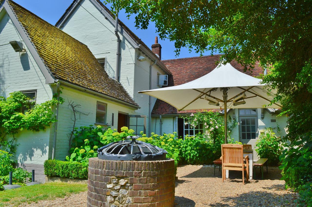 The Thomas Lord Hotel West Meon Екстериор снимка